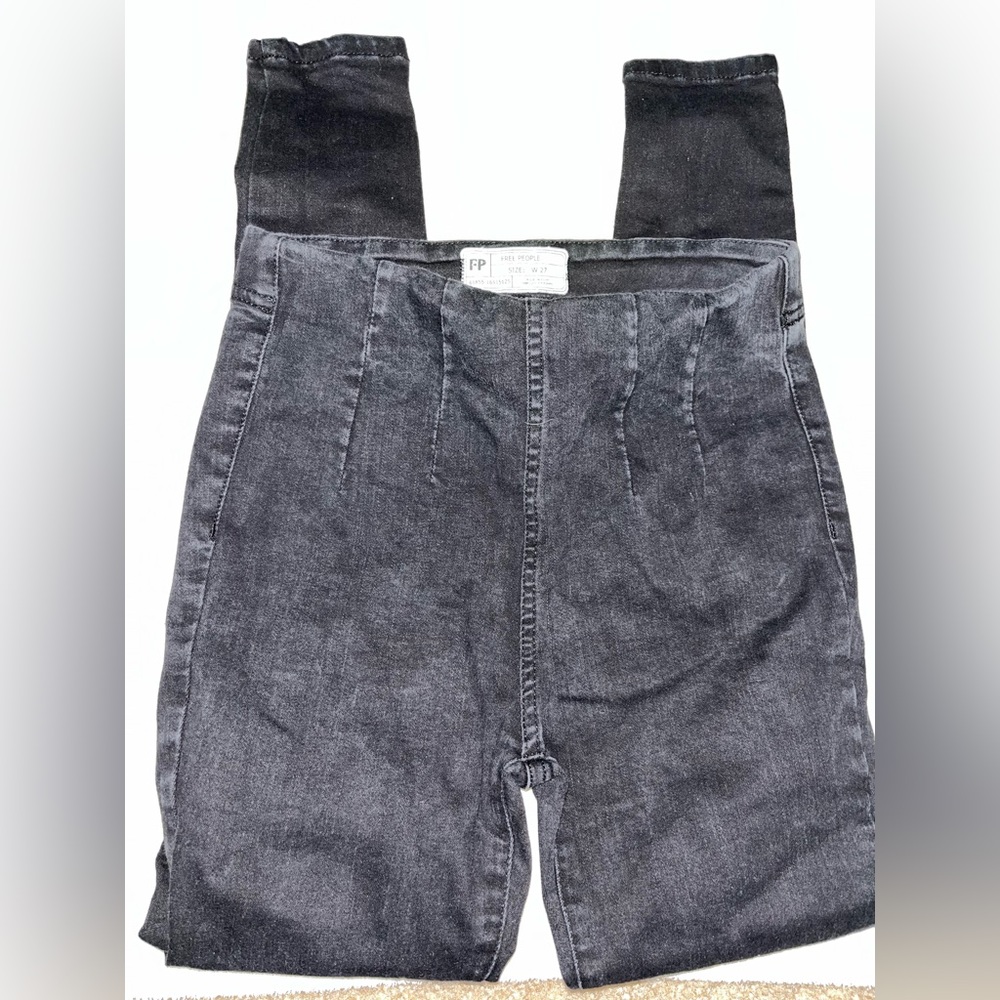 Free people skinny jegging/jean w27